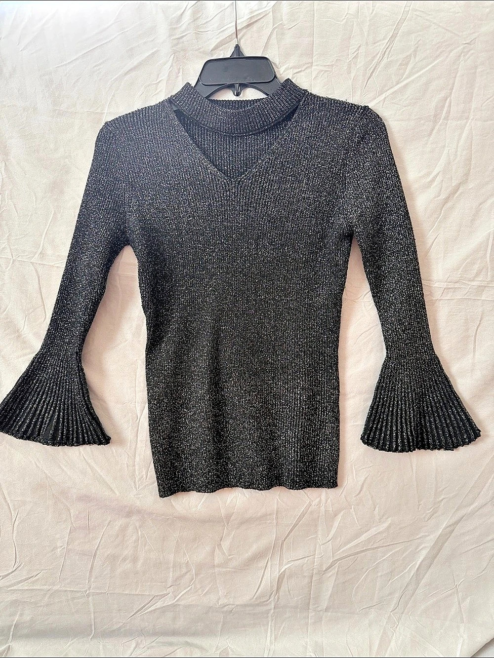 Black Flare Sleeve Top Like New Size S